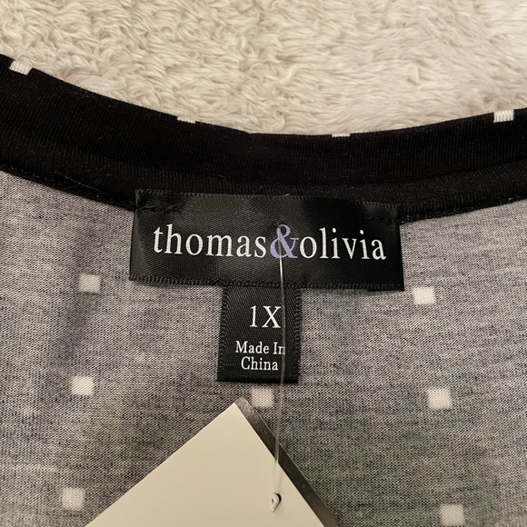 Thomas & Olivia Black and White Print Short-sleeved Blouse, NWT, sz 1X - Picture 3 of 5